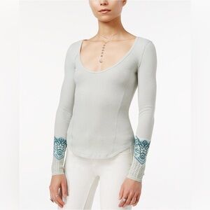 Free People “Bandana Cuff" Top in Mint sizes X-Small